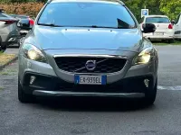 Usata Volvo V40 190 CV (139 kW) 2014 Grigio Berlina