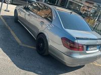 Usata Mercedes E250 Premium 277 CV (203 kW) 2009 Grigio Berlina