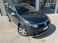 Usata Dacia Sandero Stepway 90 CV (66 kW) 2011 Grigio Utilitaria