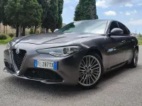 Usata Alfa Romeo Giulia Super 180 CV (132 kW) 2017 Grigio Berlina