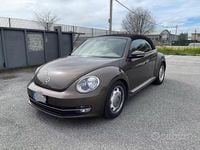 Usata VW Beetle 105 CV (77 kW) 2015 Marrone Utilitaria