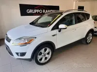 Usado Ford Kuga 163 CV (119 kW) 2010 Blanco SUV