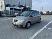 Usata Lancia Musa 95 CV (69 kW) 2008 Grigio Monovolume