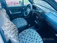 Usata VW Golf II 54 CV (39 kW) 1985 Argento Utilitaria