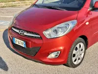 Usata Hyundai i10 Edition 86 CV (63 kW) 2012 Rosso Utilitaria
