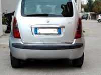 Usata Lancia Musa 75 CV (55 kW) 2004 Grigio Monovolume