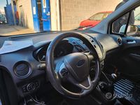 Usata Ford Courier 2016 Bianco Monovolume