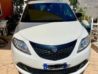 Usata Lancia Ypsilon 69 CV (50 kW) 2024 Bianco Utilitaria
