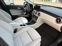 Usata Mercedes A180 Business 109 CV (80 kW) 2016 Nero Berlina