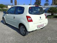 Usado Renault Twingo 75 HP (55 kW) 2011 Bege Citadino