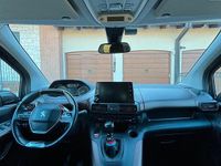 Usata Peugeot Rifter GT-line 131 CV (96 kW) 2019 Grigio Monovolume