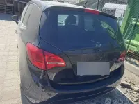 Usata Opel Meriva Selection 110 CV (80 kW) 2011 Nero Monovolume