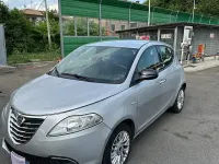 Usata Lancia Ypsilon 69 CV (50 kW) 2014 Grigio Utilitaria