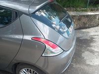 Usata Lancia Ypsilon 95 CV (69 kW) 2018 Grigio Utilitaria
