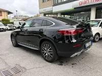 Usata Mercedes GLC200 163 CV (119 kW) 2021 Nero SUV