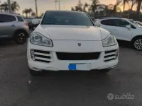 Usata Porsche Cayenne 239 CV (175 kW) 2009 Bianco SUV