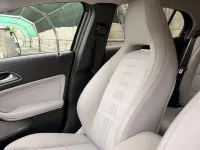 Usata Mercedes GLA200 136 CV (100 kW) 2018 Blu SUV
