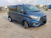 Usata Ford Tourneo Custom 136 CV (100 kW) 2022 Blu/azzurro Furgone
