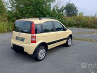 Usata Fiat Panda 4x4 Climbing 60 CV (44 kW) 2008 Giallo Utilitaria