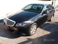 Usata Mercedes E200 Premium 136 CV (100 kW) 2014 Nero Station wagon