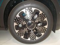 Nuova Fiat 600 La Prima 110 CV (80 kW) 2026 Verde SUV