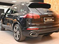 Usata Porsche Cayenne Turbo Chrono 263 CV (193 kW) 2018 Nero met/pellealcantara SUV