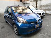 Usata Toyota Aygo 67 CV (49 kW) 2008 Blu Utilitaria