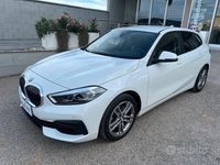 Usata BMW 116 Sport Line 116 CV (85 kW) 2022 Bianco Utilitaria