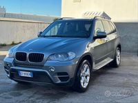 Usata BMW X5 245 CV (180 kW) 2010 Grigio SUV