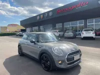 Usata Mini ONE 75 CV (55 kW) 2017 Grigio Utilitaria