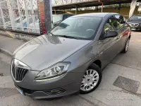 Usata Lancia Delta 120 CV (88 kW) 2010 Grigio Utilitaria