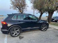 Usata VW Tiguan R-line 150 CV (110 kW) 2023 Nero SUV