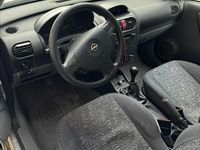 Usata Opel Corsa 75 CV (55 kW) 2001 Berlina