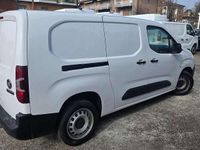 Usata Fiat Doblò 102 CV (75 kW) 2023 Bianco / pastello Monovolume