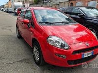 Usata Fiat Punto Street 77 CV (56 kW) 2015 Rosso Utilitaria