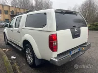 Usata Nissan Navara 231 CV (169 kW) 2012 Bianco Pick-up