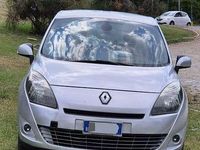 Usata Renault Scénic III 110 CV (80 kW) 2010 Monovolume