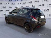 Usata Lancia Ypsilon Silver 70 CV (51 kW) 2023 Nero Utilitaria