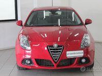 Usata Alfa Romeo Giulietta Distinctive 105 CV (77 kW) 2014 Rosso Utilitaria