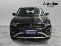 Usata VW T-Roc Life 150 CV (110 kW) 2024 2t deep black perlato SUV