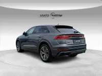 Usata Audi Q8 Sport 231 CV (169 kW) 2023 Grigio SUV