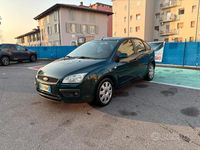 Usata Ford Focus 115 CV (84 kW) 2007 Verde Utilitaria