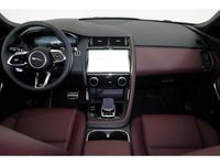 Usata Jaguar E-Pace R-Dynamic 163 CV (119 kW) 2023 Eiger grey SUV