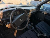 Usata Mercedes 190 118 CV (86 kW) 1990 Bianco Berlina
