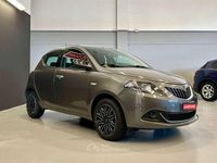 Usata Lancia Ypsilon Silver 69 CV (50 kW) 2022 Grigio Utilitaria