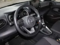 Usata Toyota Yaris Hybrid Trend 92 CV (67 kW) 2023 Grigio Berlina