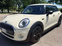 Usata Mini ONE 75 CV (55 kW) 2016 Bianco Utilitaria