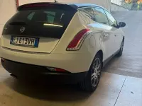 Usata Lancia Delta Gold 120 CV (88 kW) 2011 Utilitaria