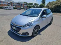 Usata Peugeot 208 Allure 82 CV (60 kW) 2016 Argento Utilitaria