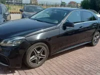 Usata Mercedes E200 136 CV (100 kW) 2016 Nero Berlina